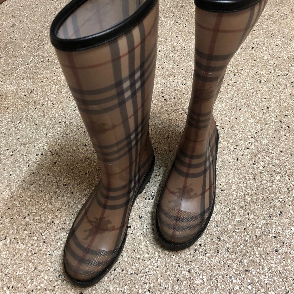 Burberry Rainboots - Size 37 - Picture 4 of 12